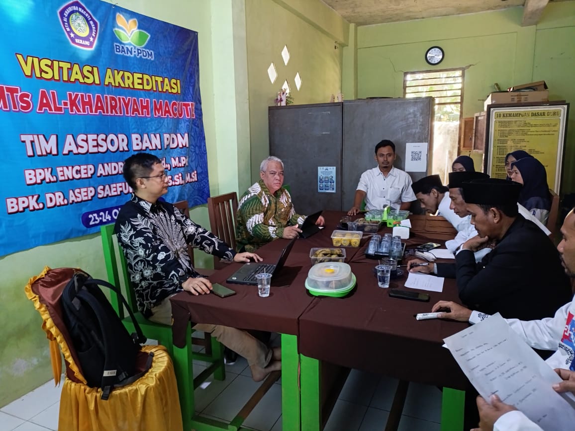 RAPAT AKREDITASI